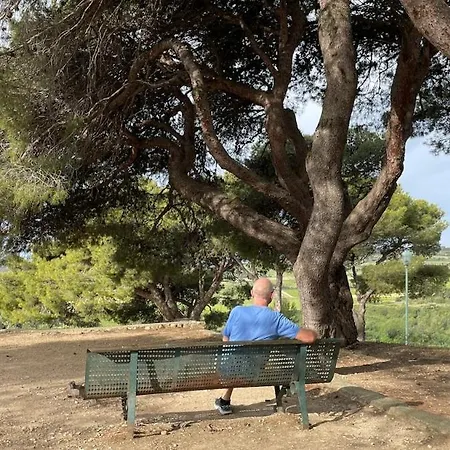 Casa vacanze Modern Centrally Located In Quarante