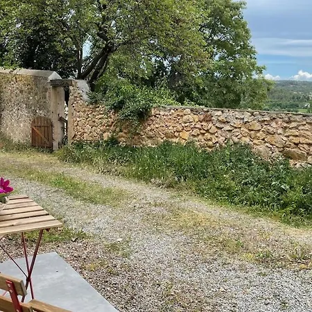 Casa vacanze Modern Centrally Located In Quarante